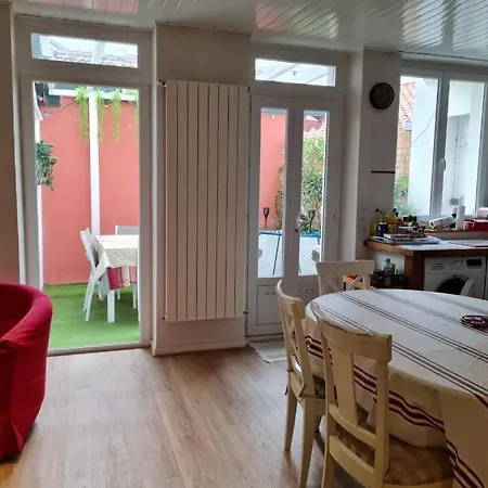 Apartment Bel 3 Ch. Terrasse Parking